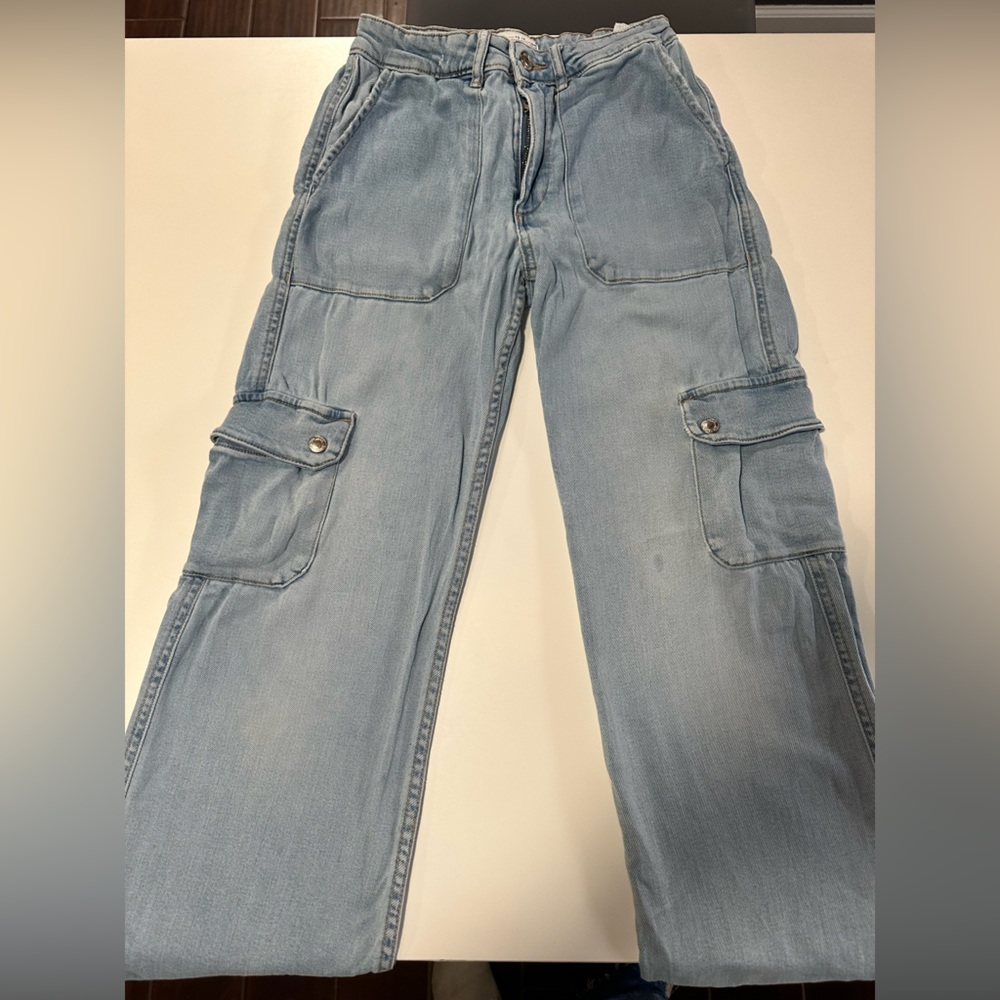 Zara Girl’s Relaxed Fit Jeans in Light Blue